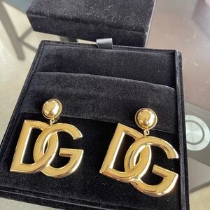 DOLCE&GABBANA
DG clip-on earrings